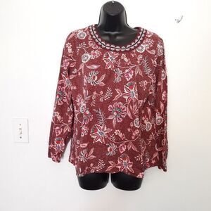 Old Navy embroidered floral top